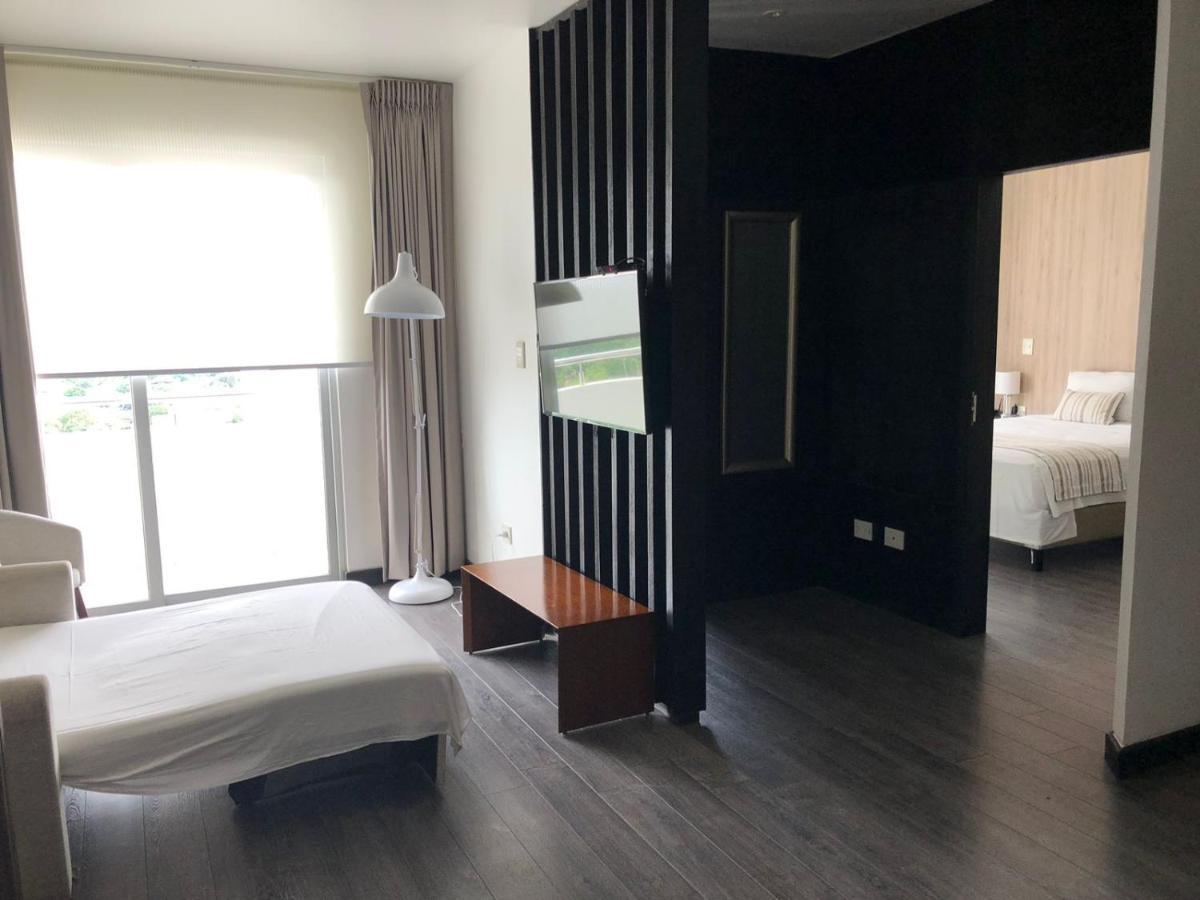 Urban Suites Apart Hotel Santa Cruz de La Sierra Kültér fotó