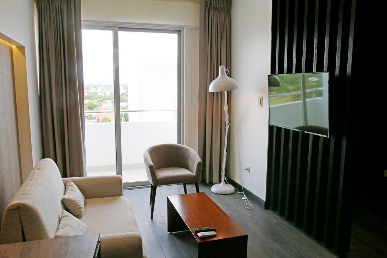 Urban Suites Apart Hotel Santa Cruz de La Sierra Kültér fotó